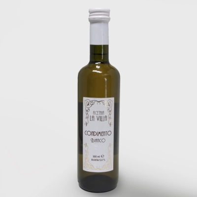 White aceto vinegar
