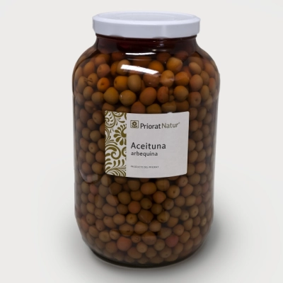 Arbequina olives, with stones