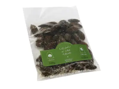 Kappertjesfruit op zeezout
